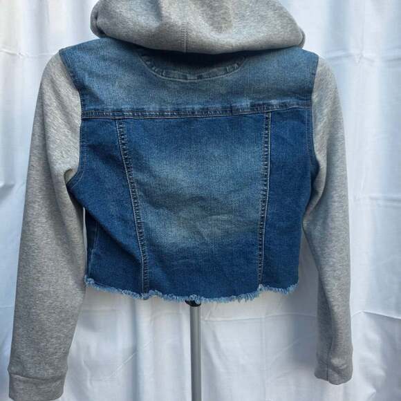 WallFlower Juniors Crop Denim Jacket with Fleece Hood & Sleeves Medium - Picture 4 of 7